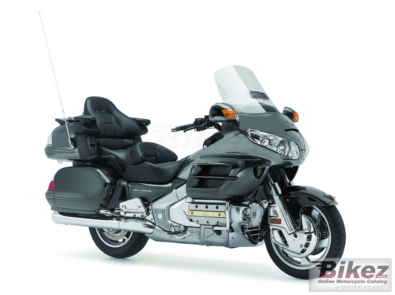 Big Honda gold wing airbag picture and wallpaper from Bikez.com